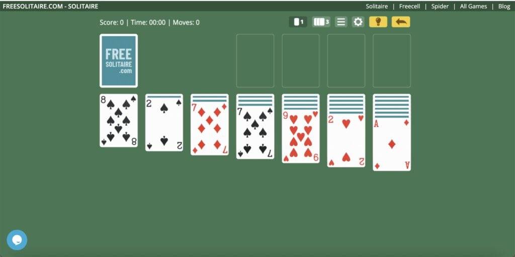 Freesolitaire.com ofrece juegos de cartas en abundancia, y se puede jugar en móvil