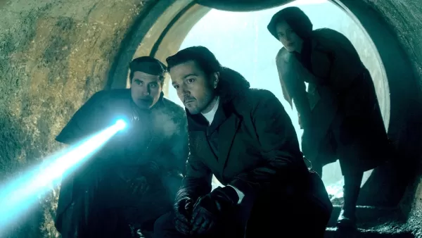 Stellan Skarsgård as Luthen Rael