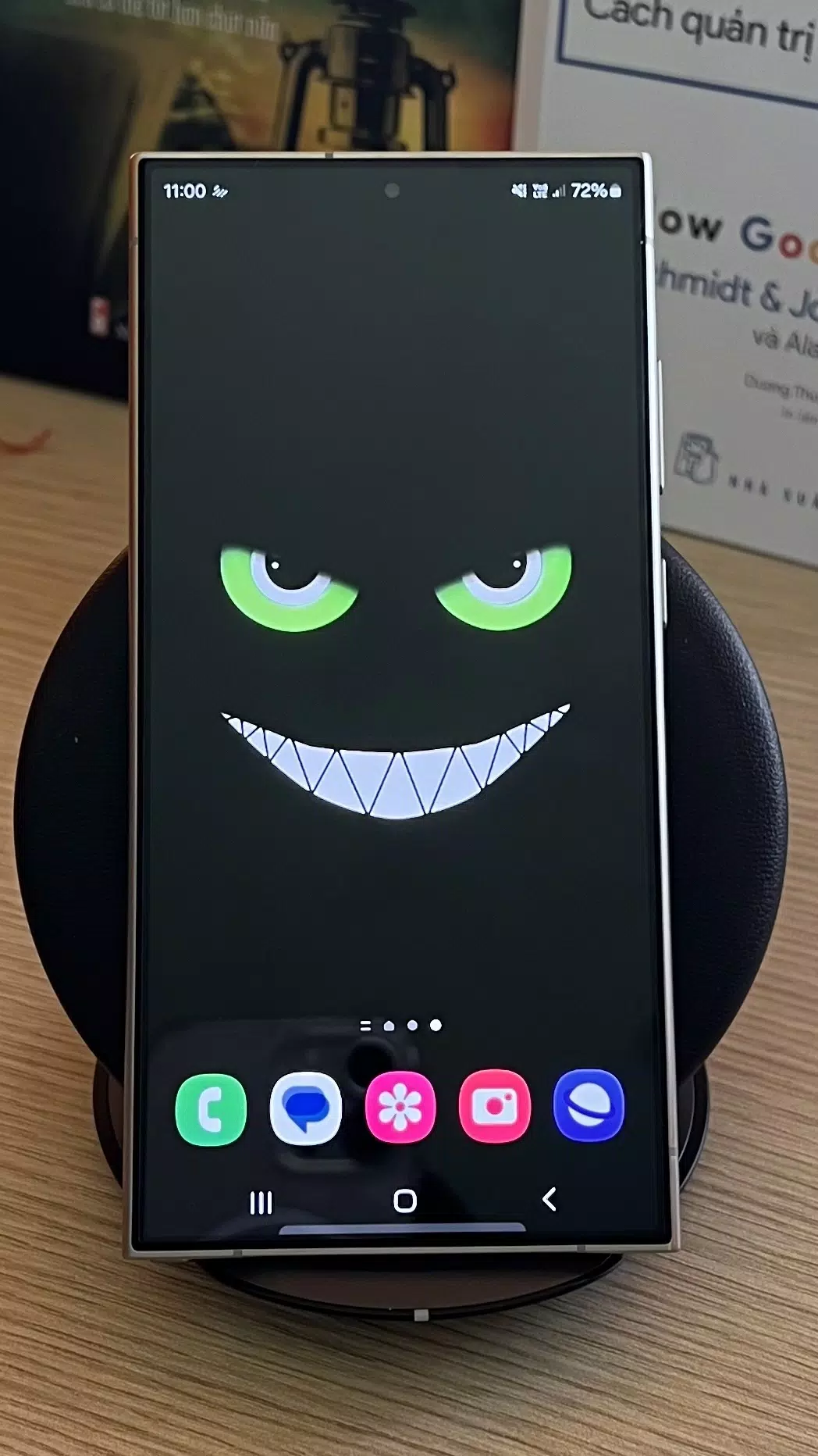 Silly Smiles Live Wallpapers Screenshot 1